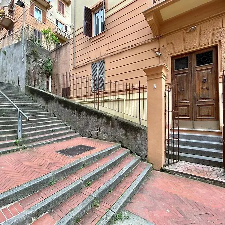 Appartement Lovely Cozy On Loved Historic Staircase In Centro E A 6 Minuti Dalla Stazione *