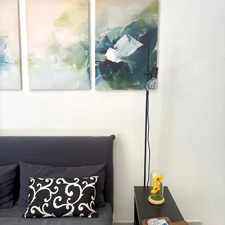 Appartement Lovely Cozy On Loved Historic Staircase In Centro E A 6 Minuti Dalla Stazione