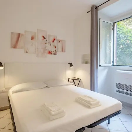 Lovely Cozy On Loved Historic Staircase In Centro E A 6 Minuti Dalla Stazione Lejlighed *