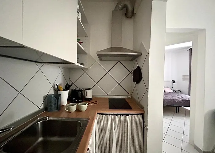 Lovely Cozy On Loved Historic Staircase In Centro E A 6 Minuti Dalla Stazione * La Spezia